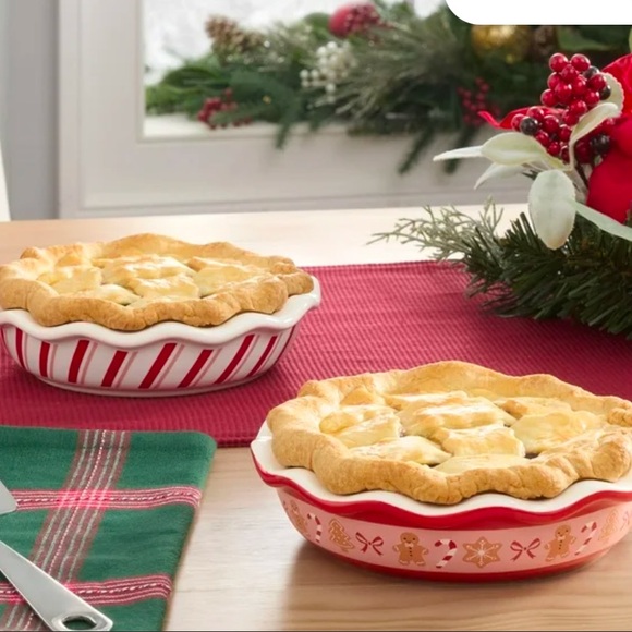 Holiday Time GINGERBREAD AND STRIPES Stoneware Mini Pie Plate Set NEW - Picture 8 of 10